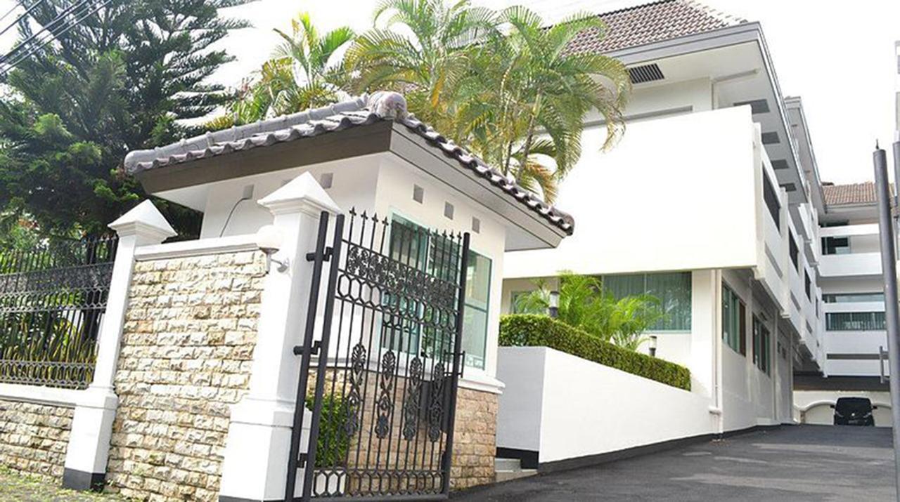 Kusuma Atmadja Residence Jakarta Bagian luar foto